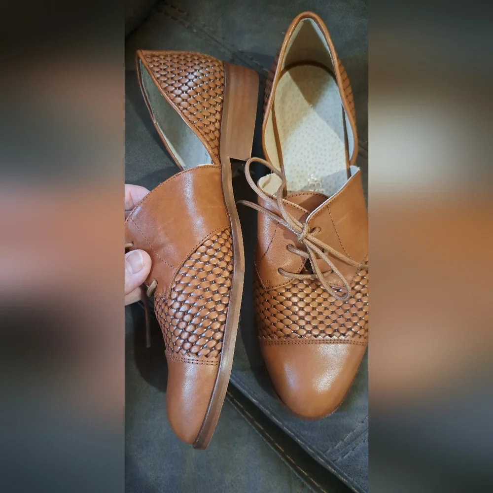 Sixtyseven Women's Cognac Woven Leather Lace-Up Flats